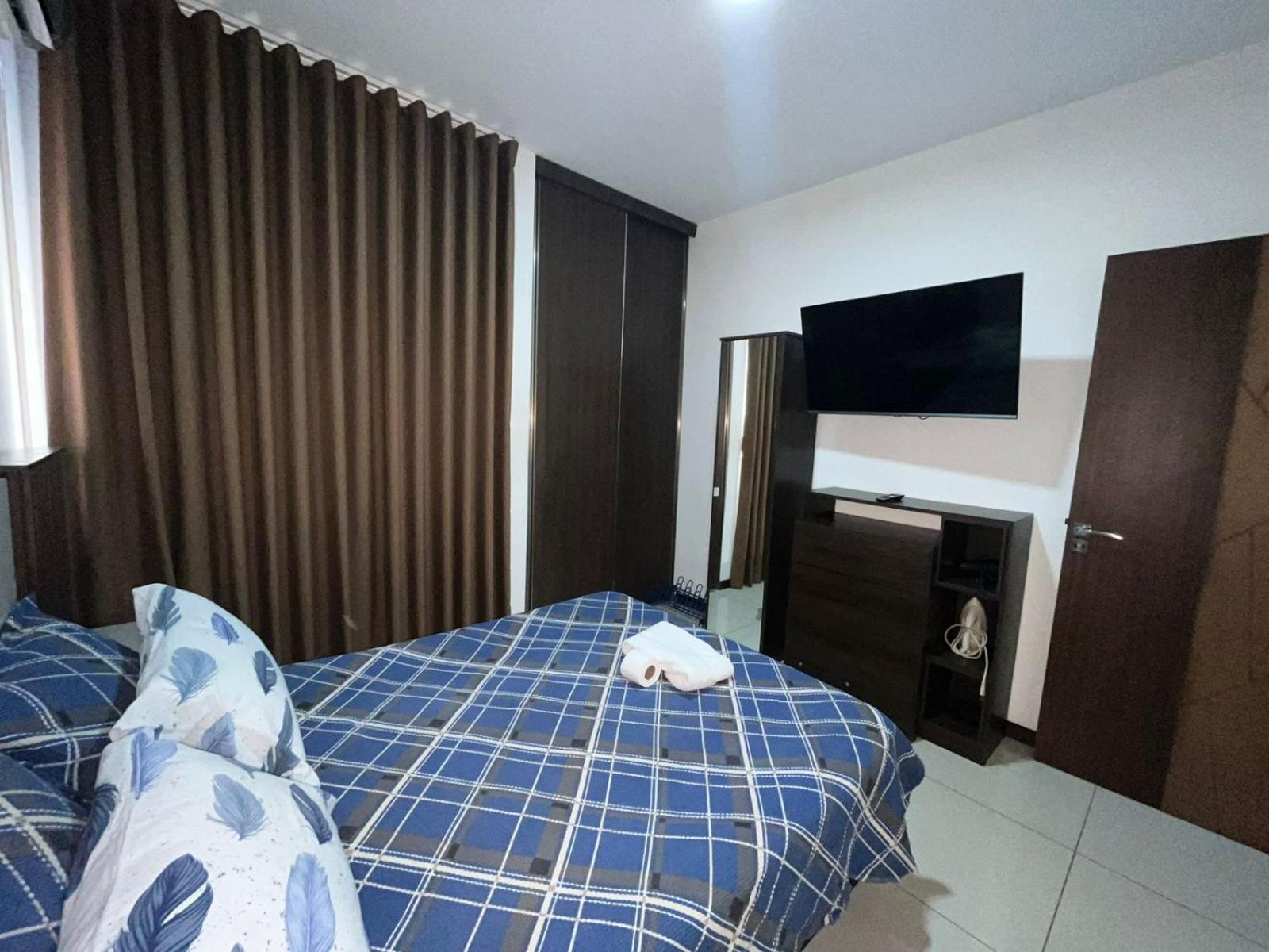 Departamentoo Nuevo Amoblado Cerca A Uagrm, Con Excelente Vista Apartment Santa Cruz de La Sierra Exterior foto